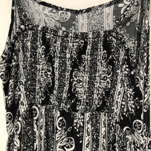 H&M Asymmetrical Black & White Paisley Dress with Adjustable Spaghetti Straps - Picture 4 of 13